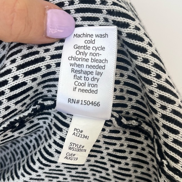 41 Hawthorne Black and White long Cardigan Sweater Size Small - Picture 9 of 9